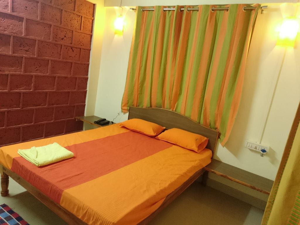 Oceanic Hotel Diveagar Bagian luar foto